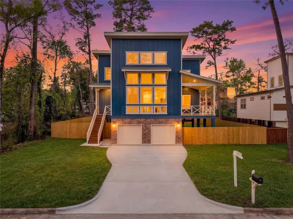 a view of a house with swimming pool