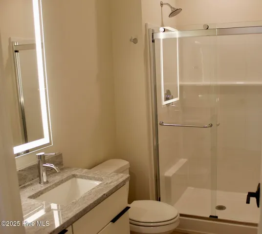 $1,285 | 1124 Castle Street, Unit A, Wilmington, NC 28401