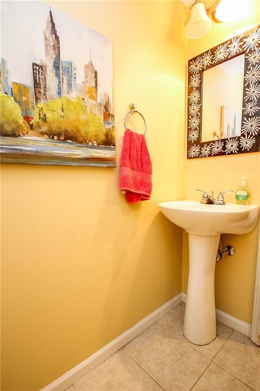 820 Ridgeview Drive Pittsburgh, PA 15228 - Photo 21 of 25 Gallery Image 21