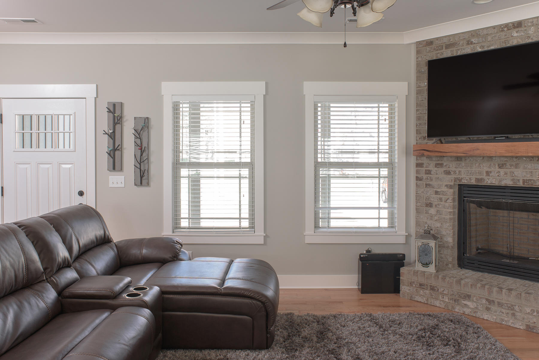 486 Kay Conley Road Rock Spring, GA 30739 - Photo 5 of 32 living_2
