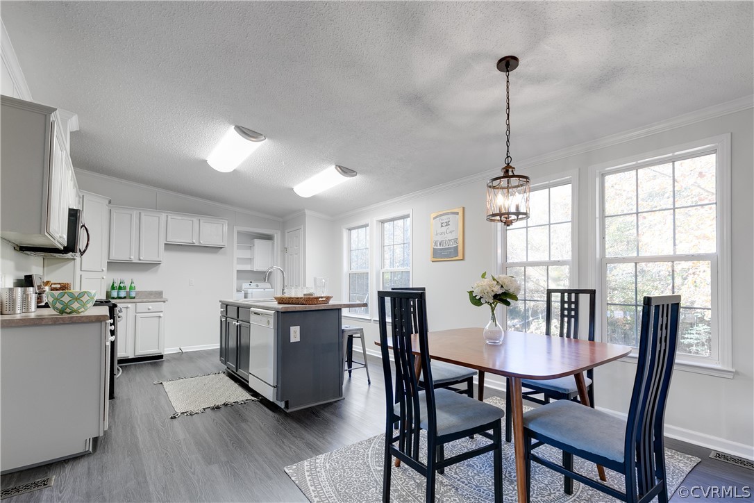 5639 Colonial Trail West Spring Grove, VA 23881 - Photo 20 of 41 Gallery Image 20