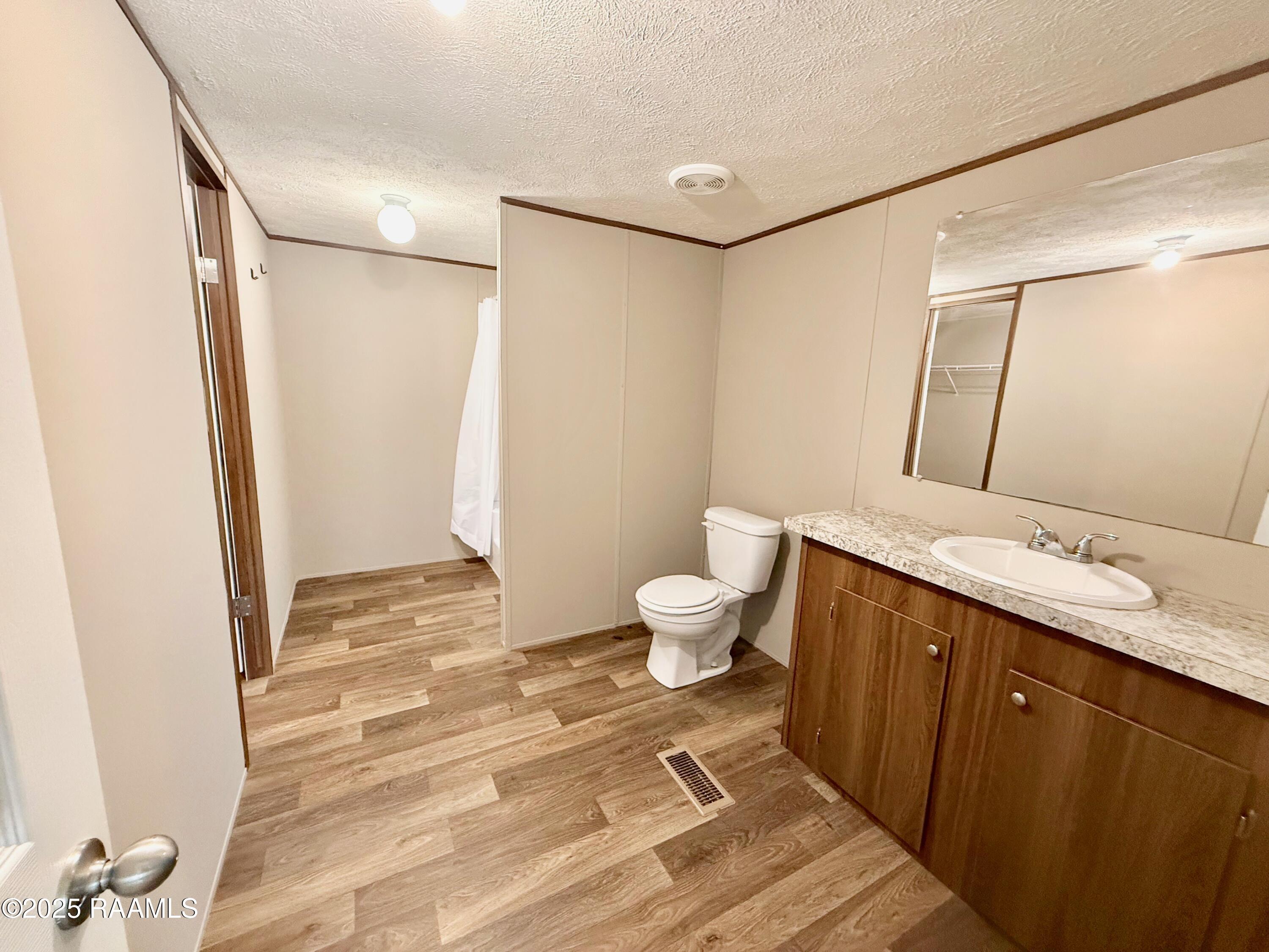 125 La Rue Cannes Duson, LA 70529 - Photo 24 of 40 primary bathroom