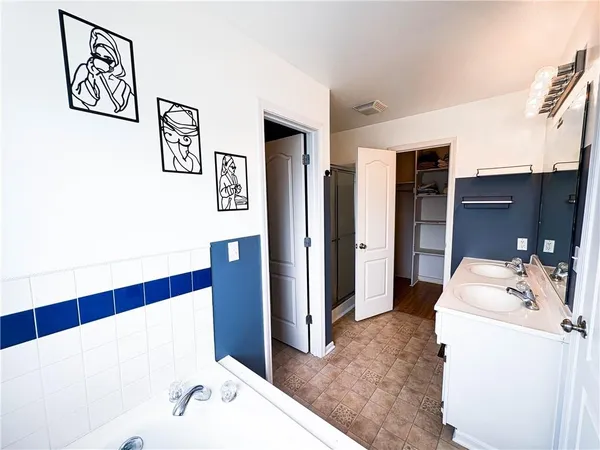 $498,000 | 1287 Southeast State Rte 13, Leeton, MO 64761