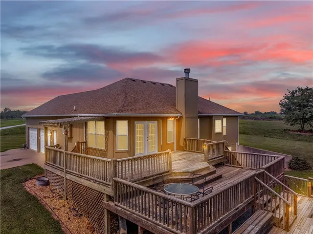 $585,000 | 1287 Southeast State Rte 13, Leeton, MO 64761