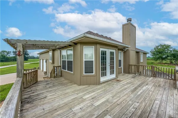 $498,000 | 1287 Southeast State Rte 13, Leeton, MO 64761