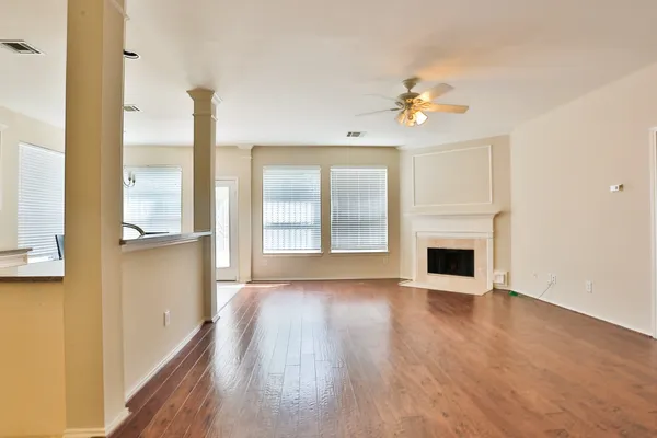 $2,500 | 3419 Shadowchase Drive, Houston, TX 77082