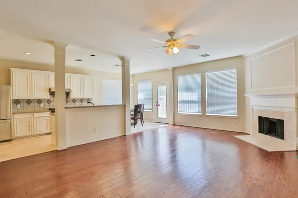 $2,500 | 3419 Shadowchase Drive, Houston, TX 77082