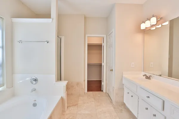 $2,500 | 3419 Shadowchase Drive, Houston, TX 77082