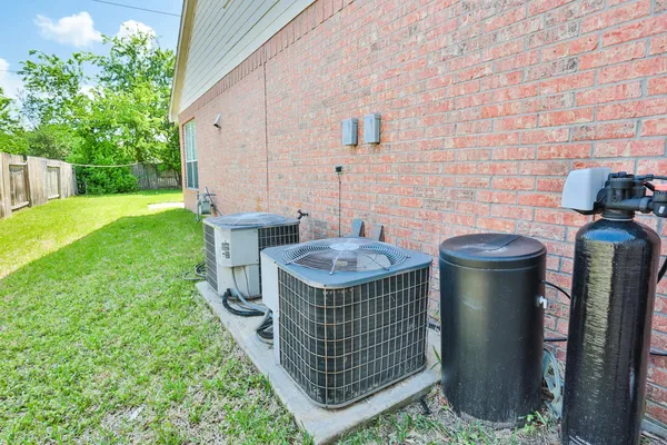 $2,500 | 3419 Shadowchase Drive, Houston, TX 77082