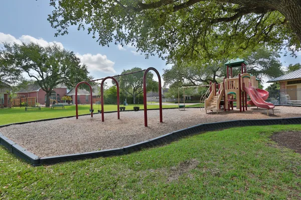 $2,500 | 3419 Shadowchase Drive, Houston, TX 77082