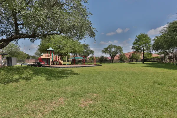 $2,500 | 3419 Shadowchase Drive, Houston, TX 77082