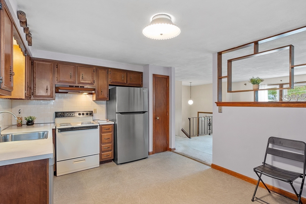 20 Longfellow Road Northborough, MA 01532 - Photo 10 of 27 Gallery Image 10
