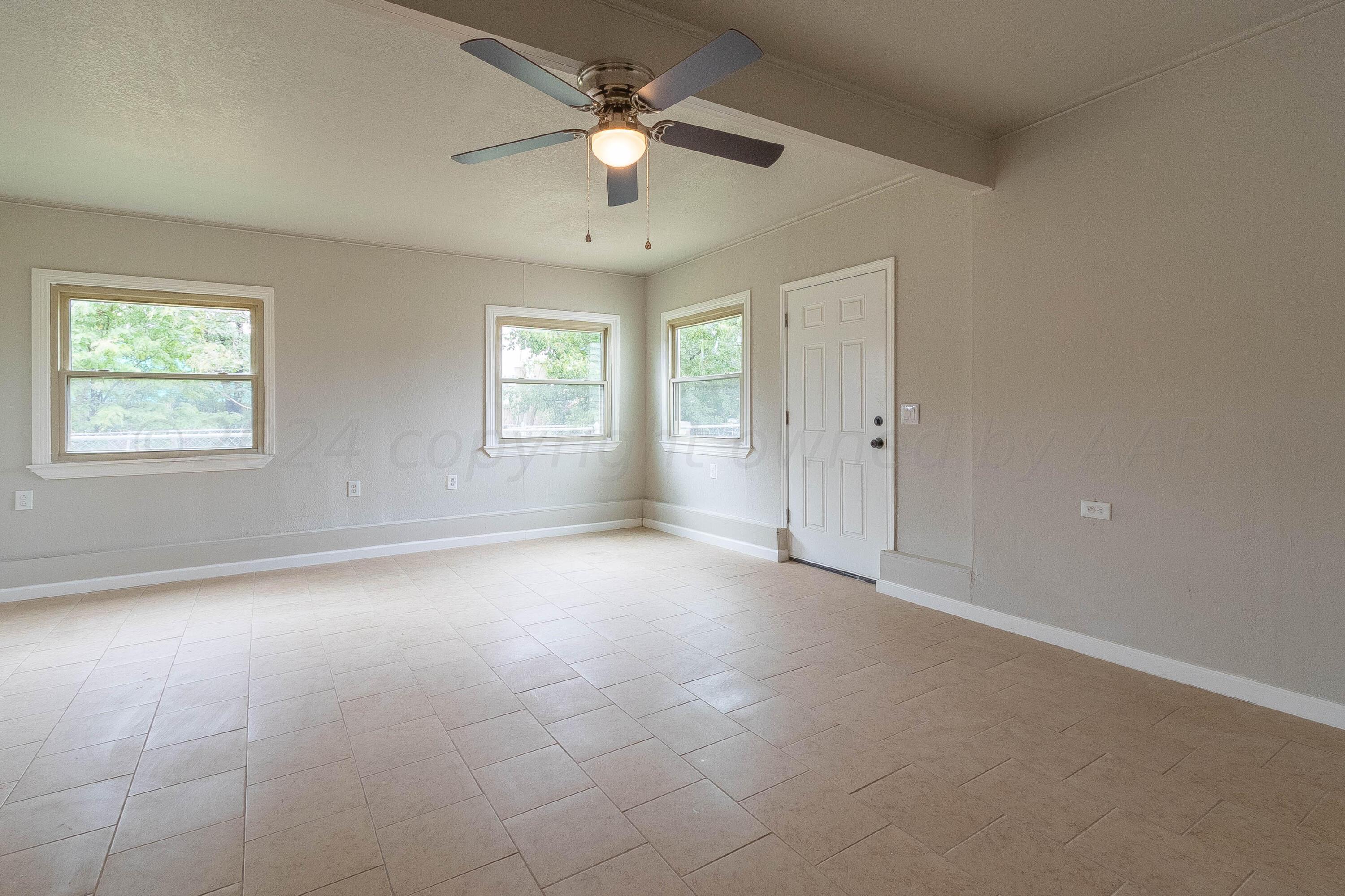 2815 Ridgemere Boulevard Amarillo, TX 79107 - Photo 12 of 19 img (12 of 19)