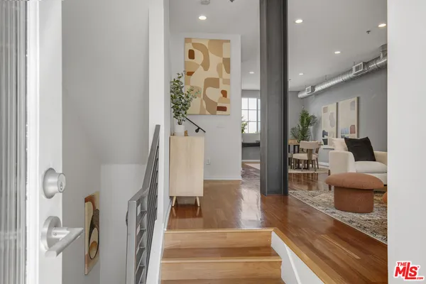 $1,580,000 | 5300 Playa Vista Drive, Unit 6, Playa Vista, CA 90094
