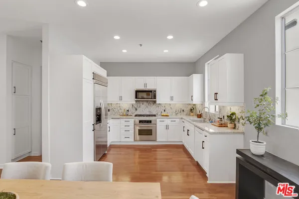 $1,580,000 | 5300 Playa Vista Drive, Unit 6, Playa Vista, CA 90094