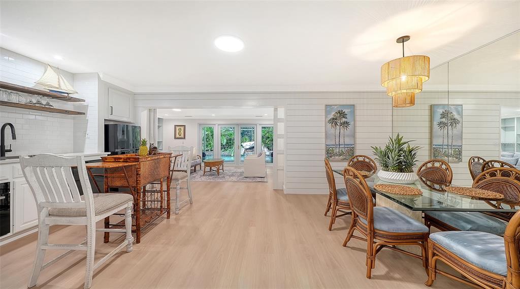 3624 South Lockwood Ridge Road Sarasota, FL 34239 - Photo 11 of 53 Gallery Image 11