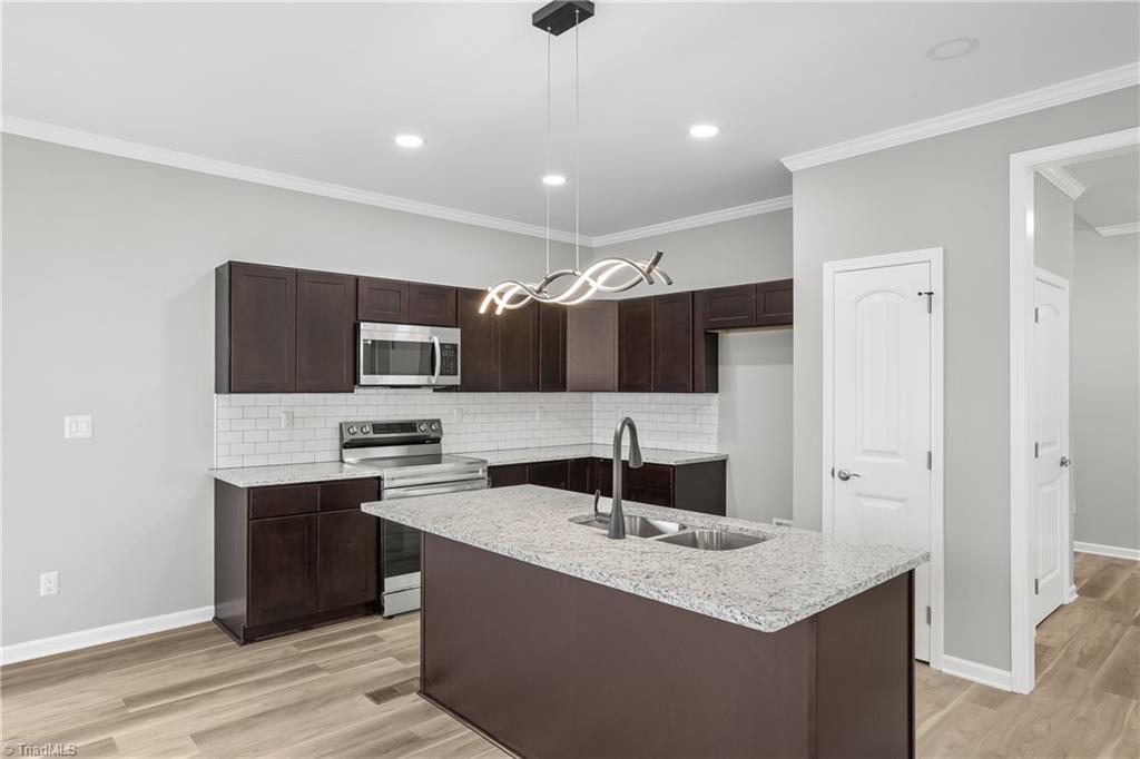 707 Korner Rock Road Kernersville, NC 27284 - Photo 17 of 39