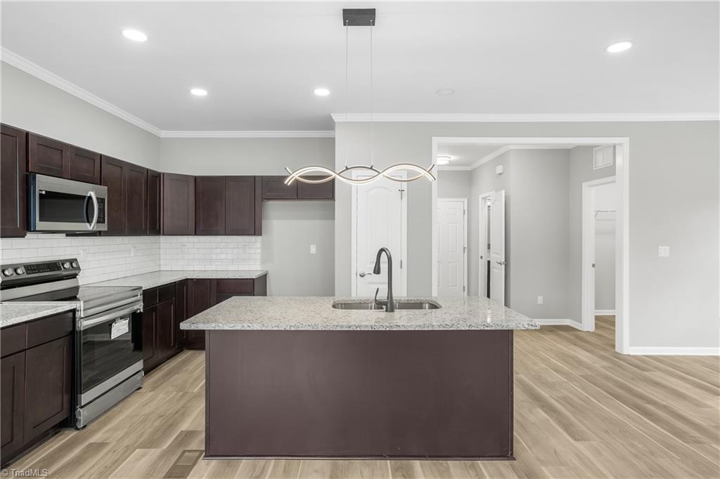 707 Korner Rock Road Kernersville, NC 27284 - Photo 18 of 39