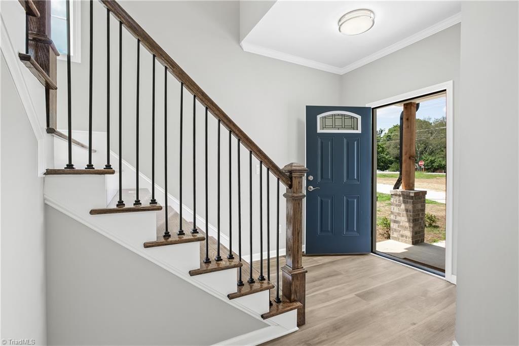 707 Korner Rock Road Kernersville, NC 27284 - Photo 7 of 39