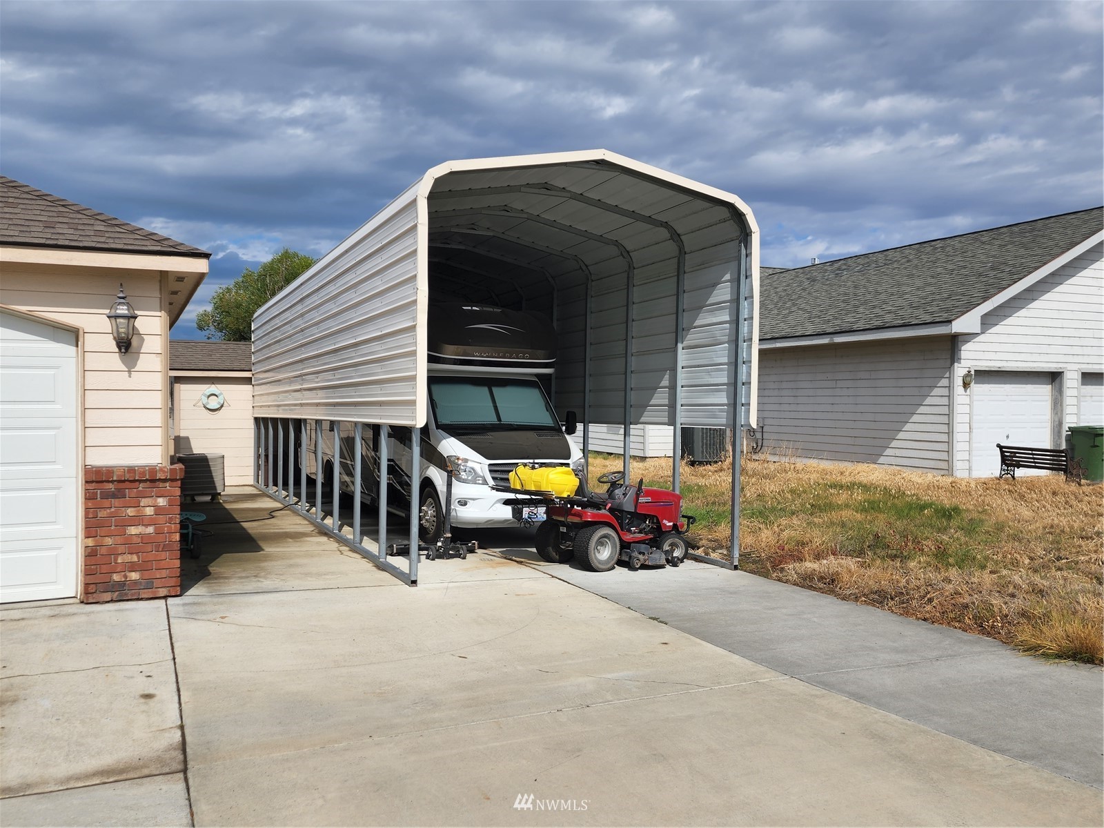 3466 Wild Goose Road Northeast Moses Lake, WA 98837 - Photo 11 of 40 Gallery Image 11