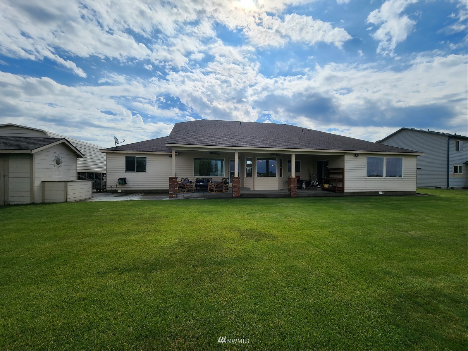3466 Wild Goose Road Northeast Moses Lake, WA 98837 - Photo 5 of 40 Gallery Image 5