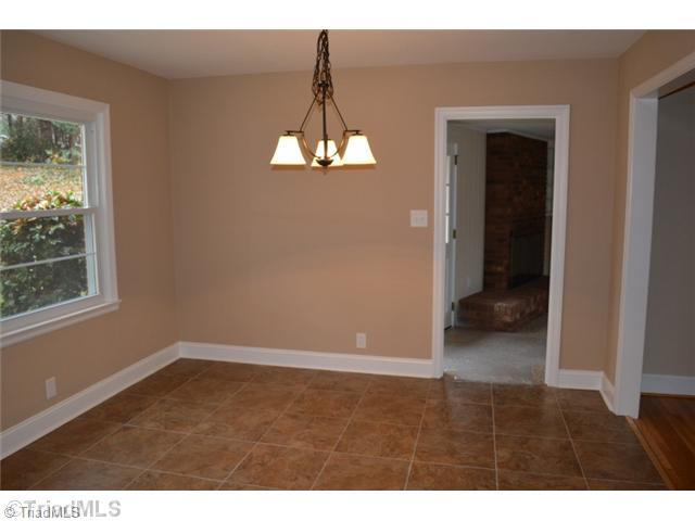3389 Nottingham Road Winston-Salem, NC 27104 - Photo 10 of 24 Dining Room.