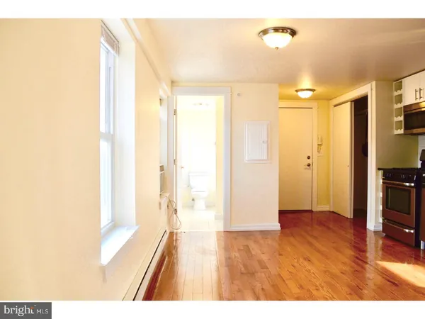 $1,679 | 415 South Broad Street, Unit 1R, Philadelphia, PA 19147