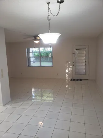 $1,400 | 688 Burgundy L, Delray Beach, FL 33484