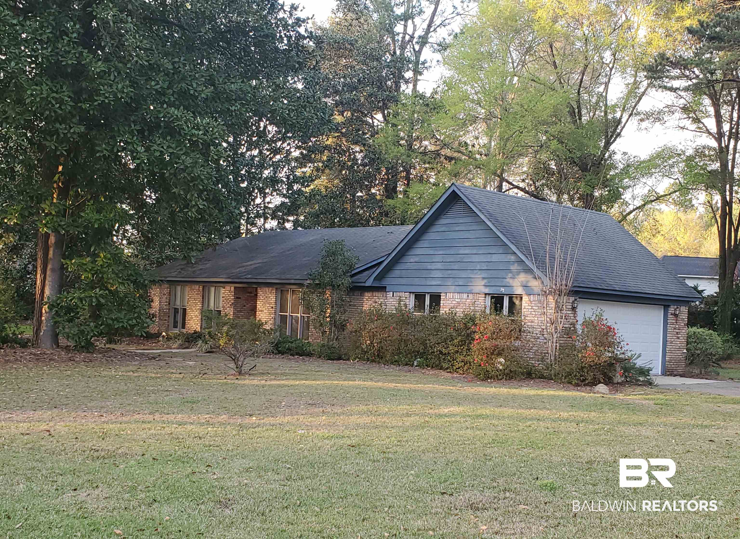 121 Brooks Boulevard Brewton, AL 36426 - Photo 2 of 9