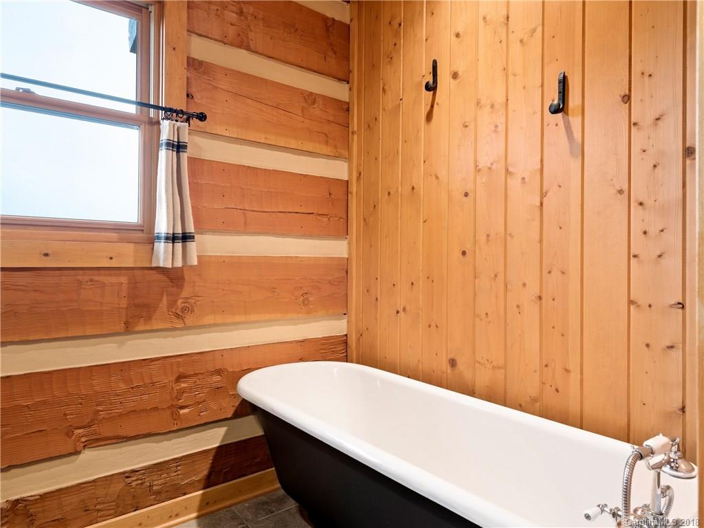 1405 Cathey Cove Road Waynesville, NC 28786 - Photo 15 of 19 Gallery Image 15