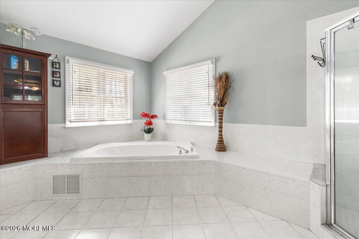 16 Conor Road Jackson, NJ 08527 - Photo 24 of 50 36-Primary Bathroom