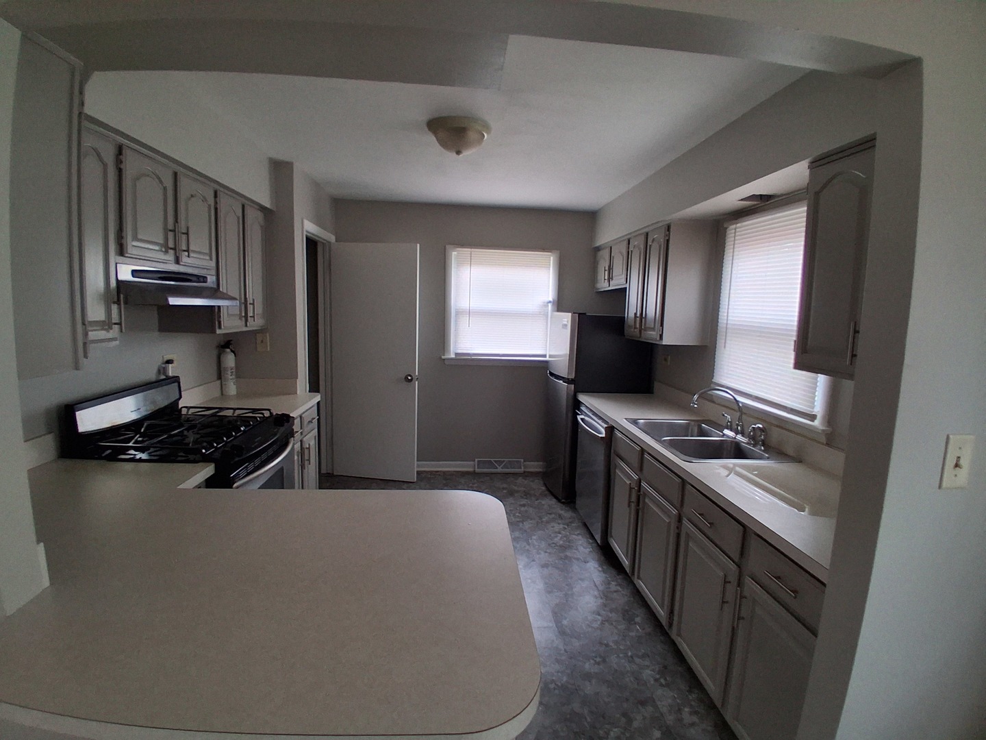 17333 Roy Street Lansing, IL 60438 - Photo 12 of 14