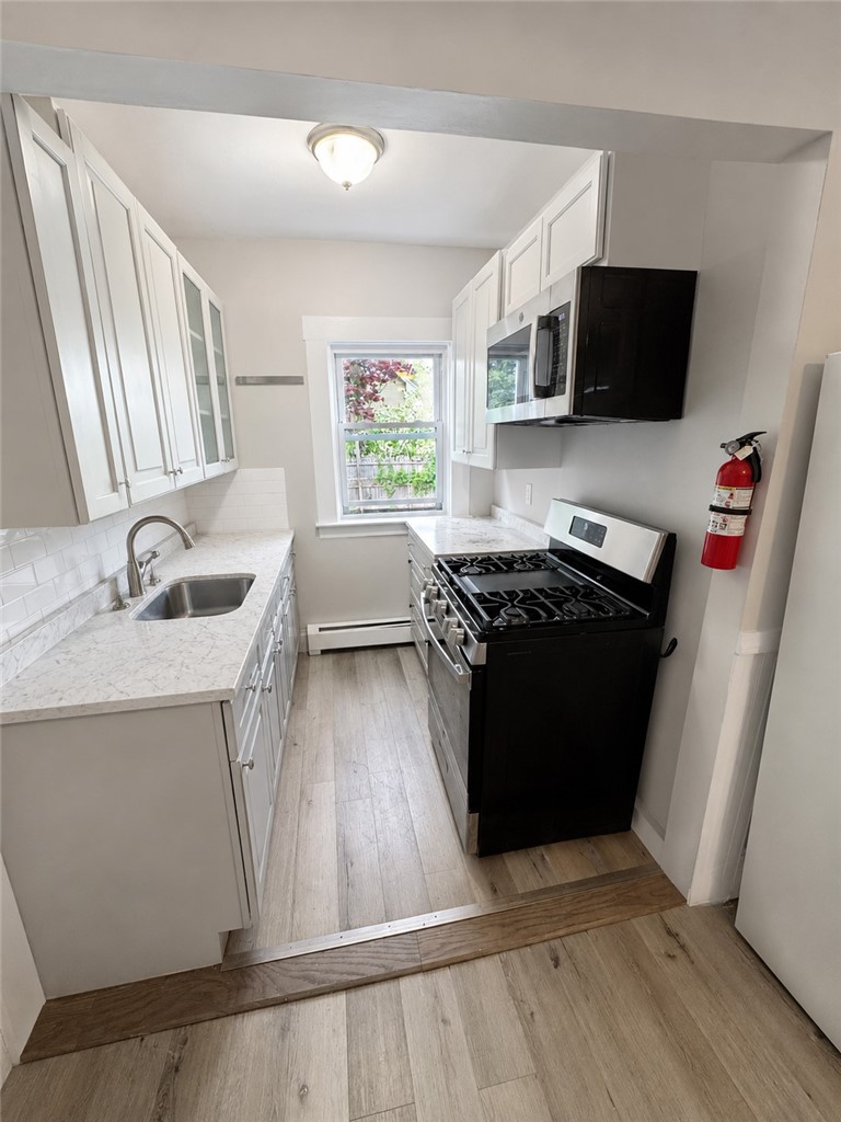 301 Lowden Street Pawtucket, RI 02860 - Photo 3 of 8