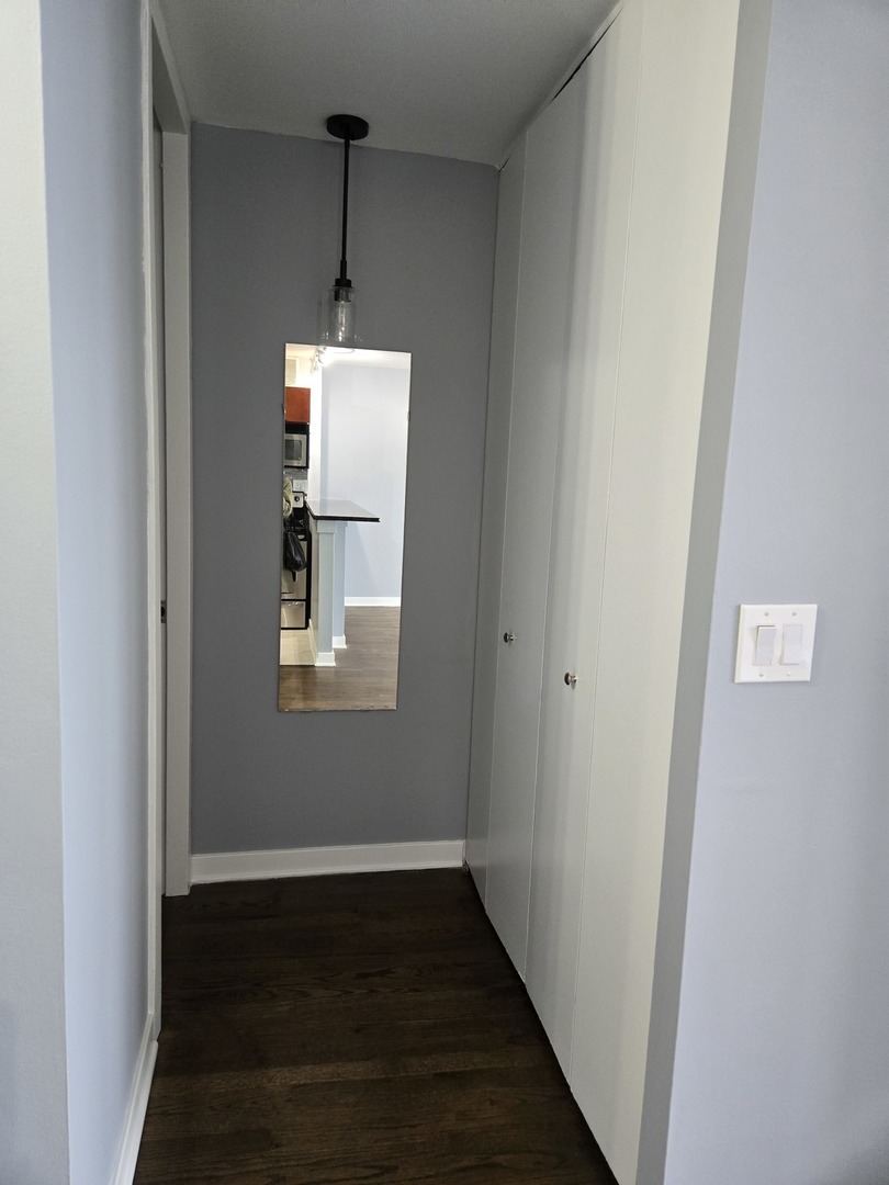 655 West Irving Park Road, Unit 5207 Chicago, IL 60613 - Photo 12 of 20