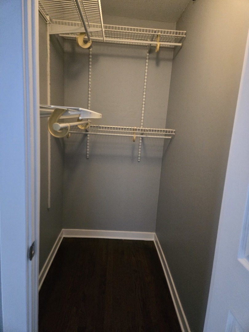 655 West Irving Park Road, Unit 5207 Chicago, IL 60613 - Photo 9 of 20