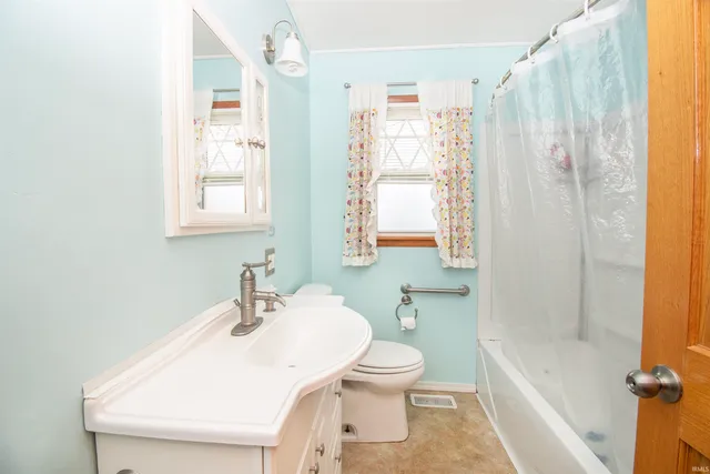 $159,550 | 914 East Avenue, Kendallville, IN 46755