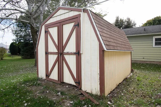 $159,550 | 914 East Avenue, Kendallville, IN 46755