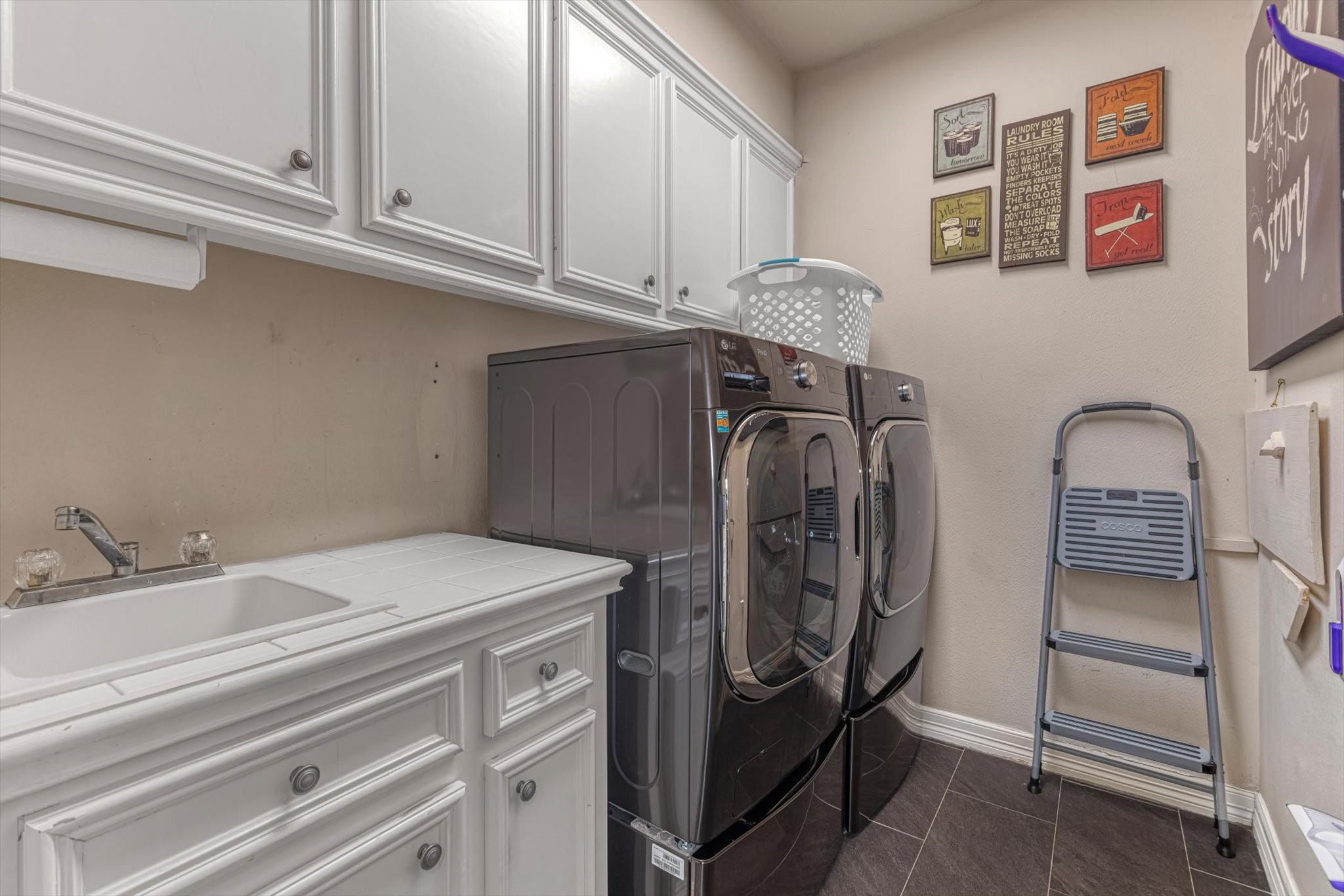 18422 Bivens Bend Spring, TX 77379 - Photo 44 of 50 a utility room with dryer and washer