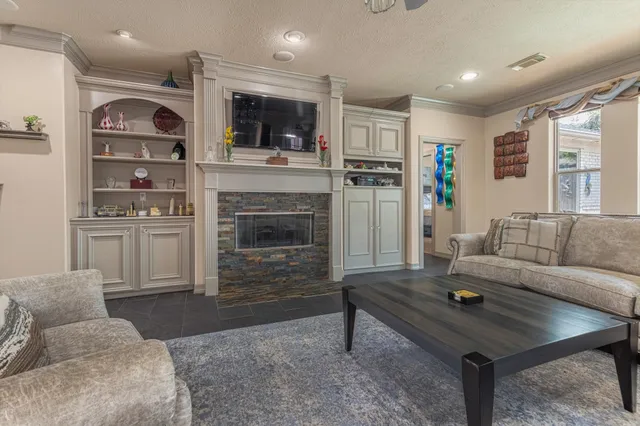 $564,900 | 18422 Bivens Bend, Spring, TX 77379