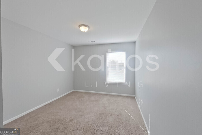 101 St Matthew Way Springfield, GA 31329 - Photo 18 of 30 wooden floor in an empty room