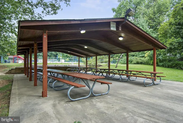 a view of a garden with a small park