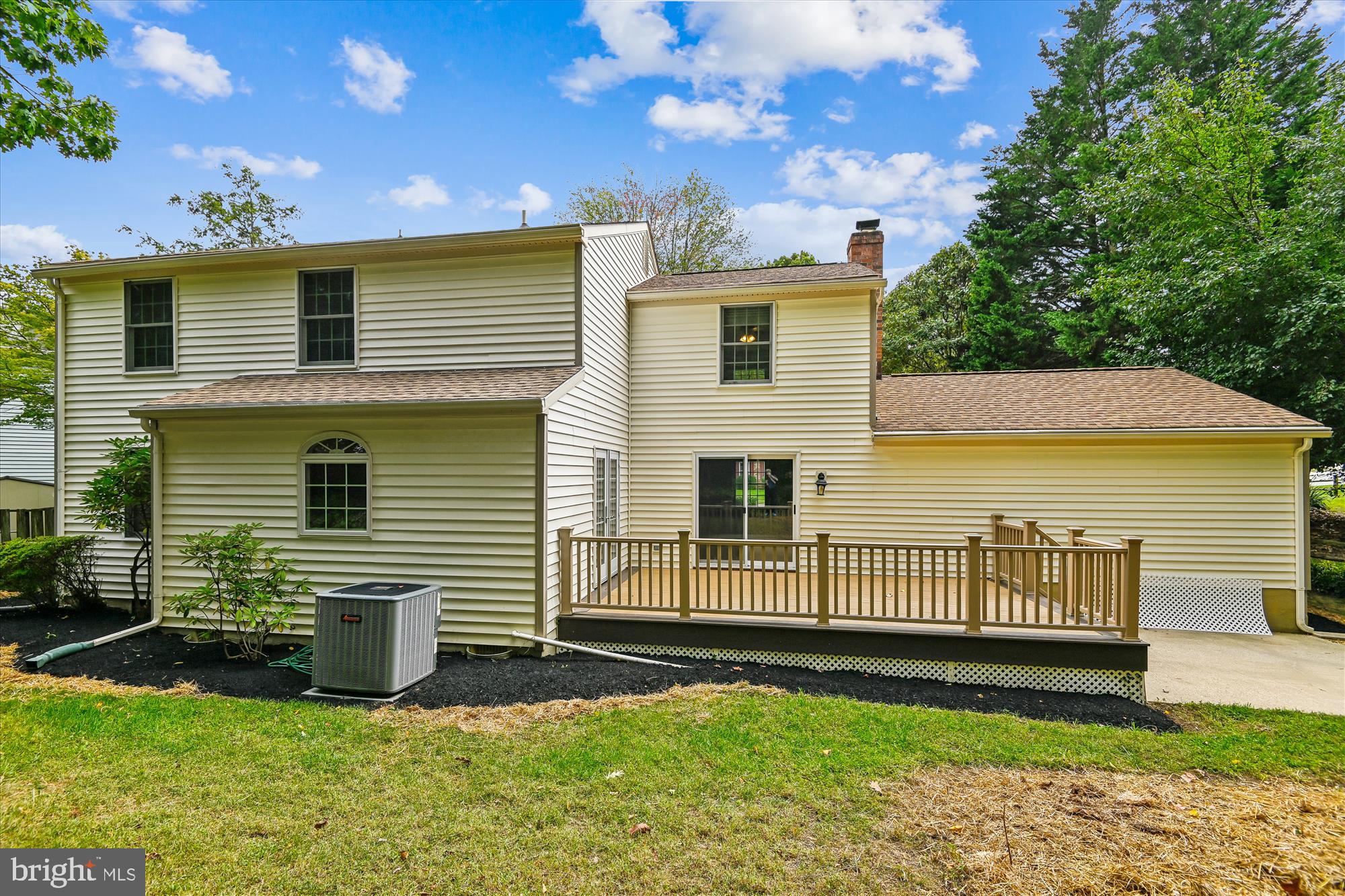 478 Bay Green Drive Arnold, MD 21012 - Photo 4 of 42 a view of a house with a yard