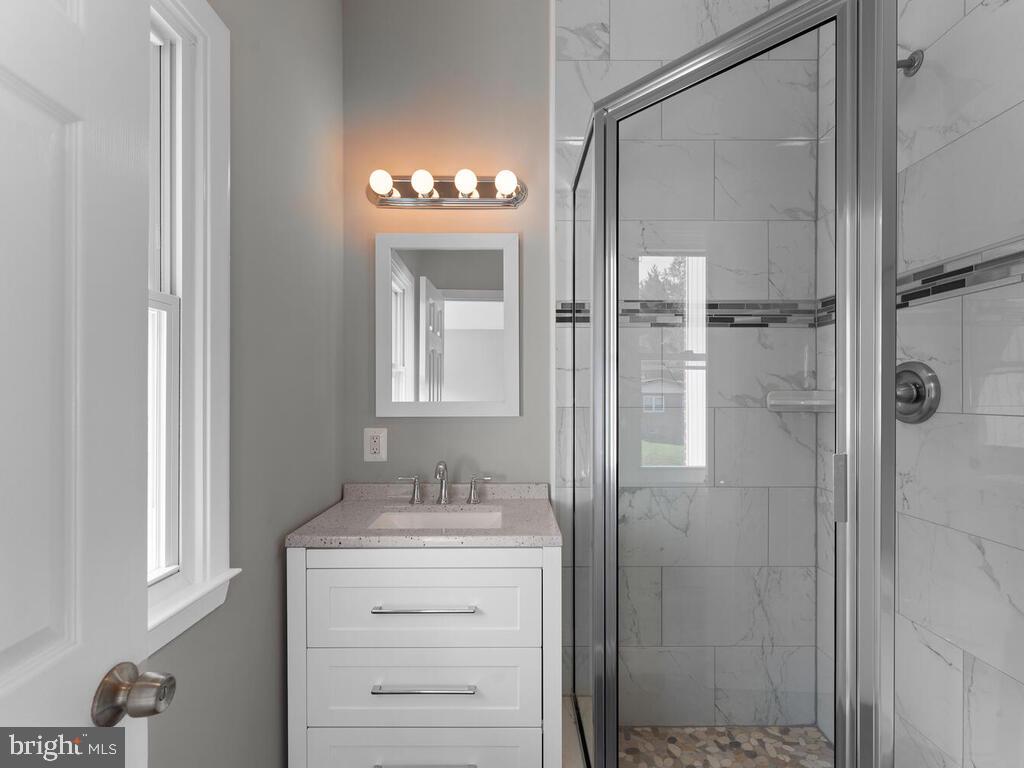 3310 Kenjac Road Baltimore, MD 21244 - Photo 21 of 42 Master Bath