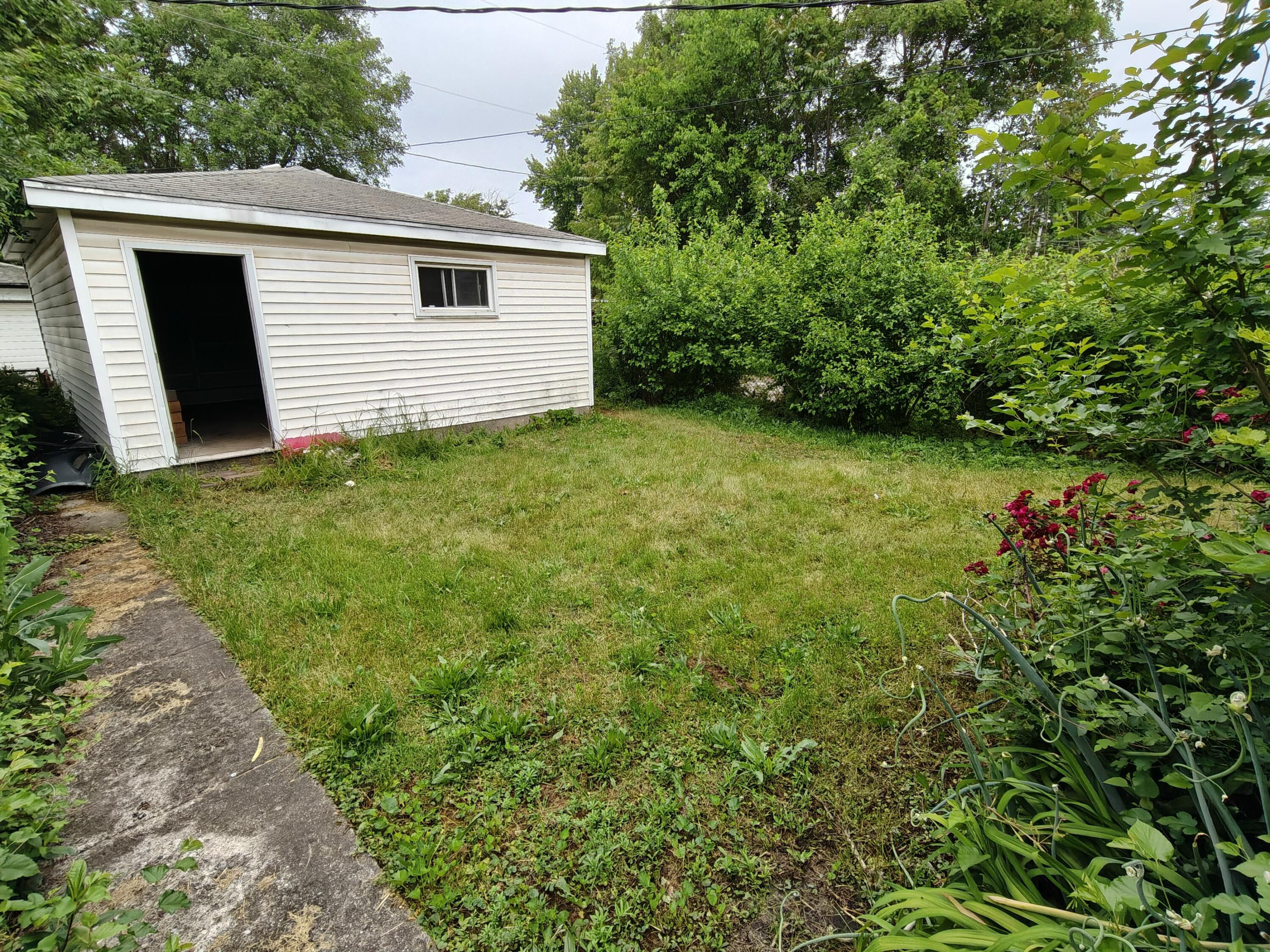 1154 Hendricks Street Gary, IN 46404 - Photo 27 of 30 3000x2250