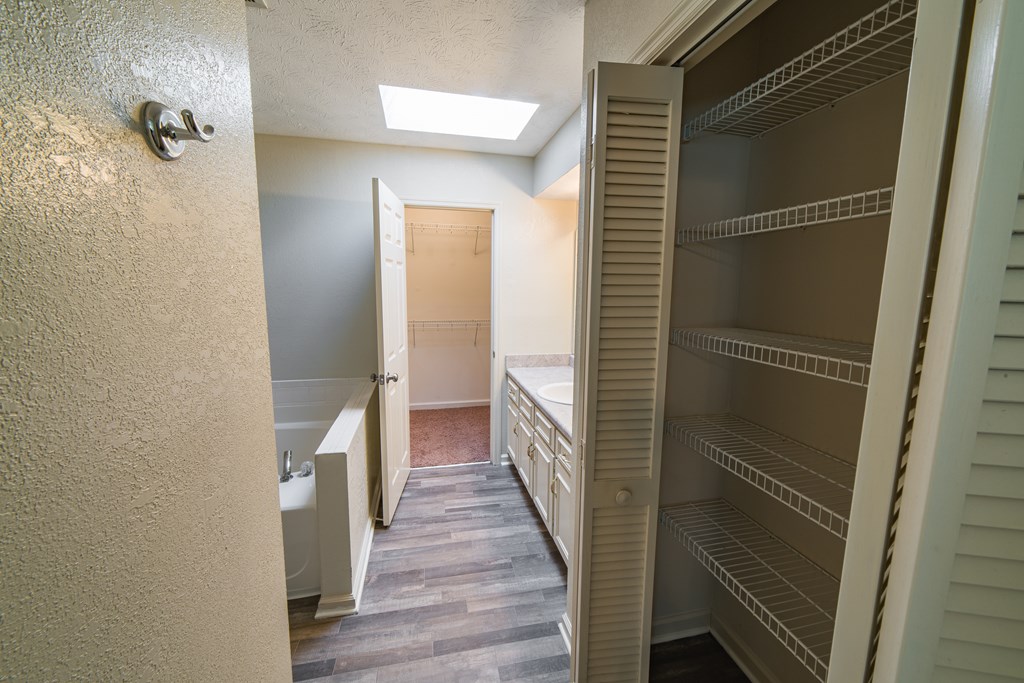 7682 Lloyd Road Columbus, GA 31909 - Photo 20 of 41 Master bath - linen closet