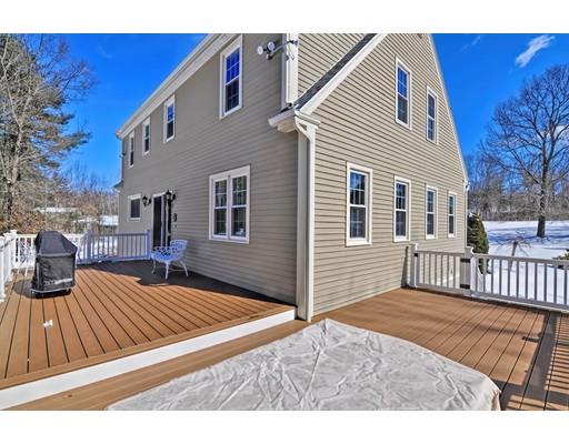 379 Northfield Road Lunenburg, MA 01462 - Photo 4 of 30 Gallery Image 4