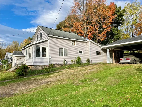 $89,900 | 6050 Lake Street, Wolcott, NY 14590