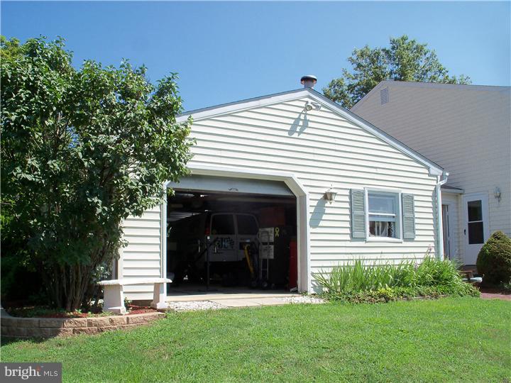2255 Hillcrest Road Quakertown, PA 18951 - Photo 5 of 10 Gallery Image 5