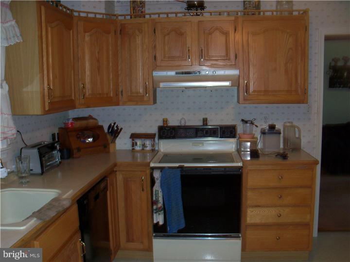 2255 Hillcrest Road Quakertown, PA 18951 - Photo 9 of 10 Gallery Image 9