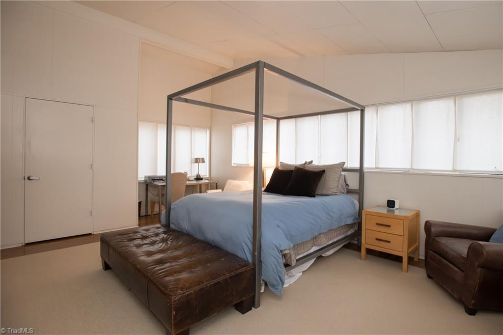 402 Shadow Valley Road High Point, NC 27262 - Photo 17 of 29 Gallery Image 17
